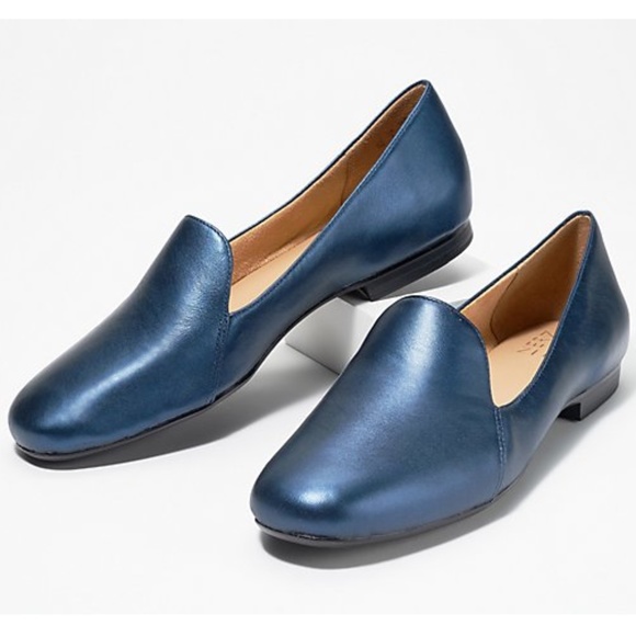 Naturalizer Women's Emiline Blue Metallic Leather Loafers - Picture 1 of 10